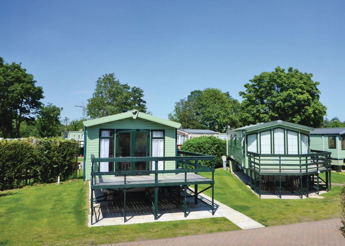 Weir Country Park Hotel Holtby Luaran gambar