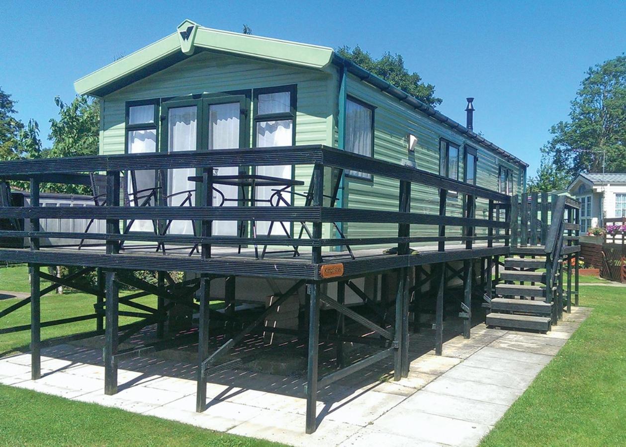 Weir Country Park Hotel Holtby Luaran gambar